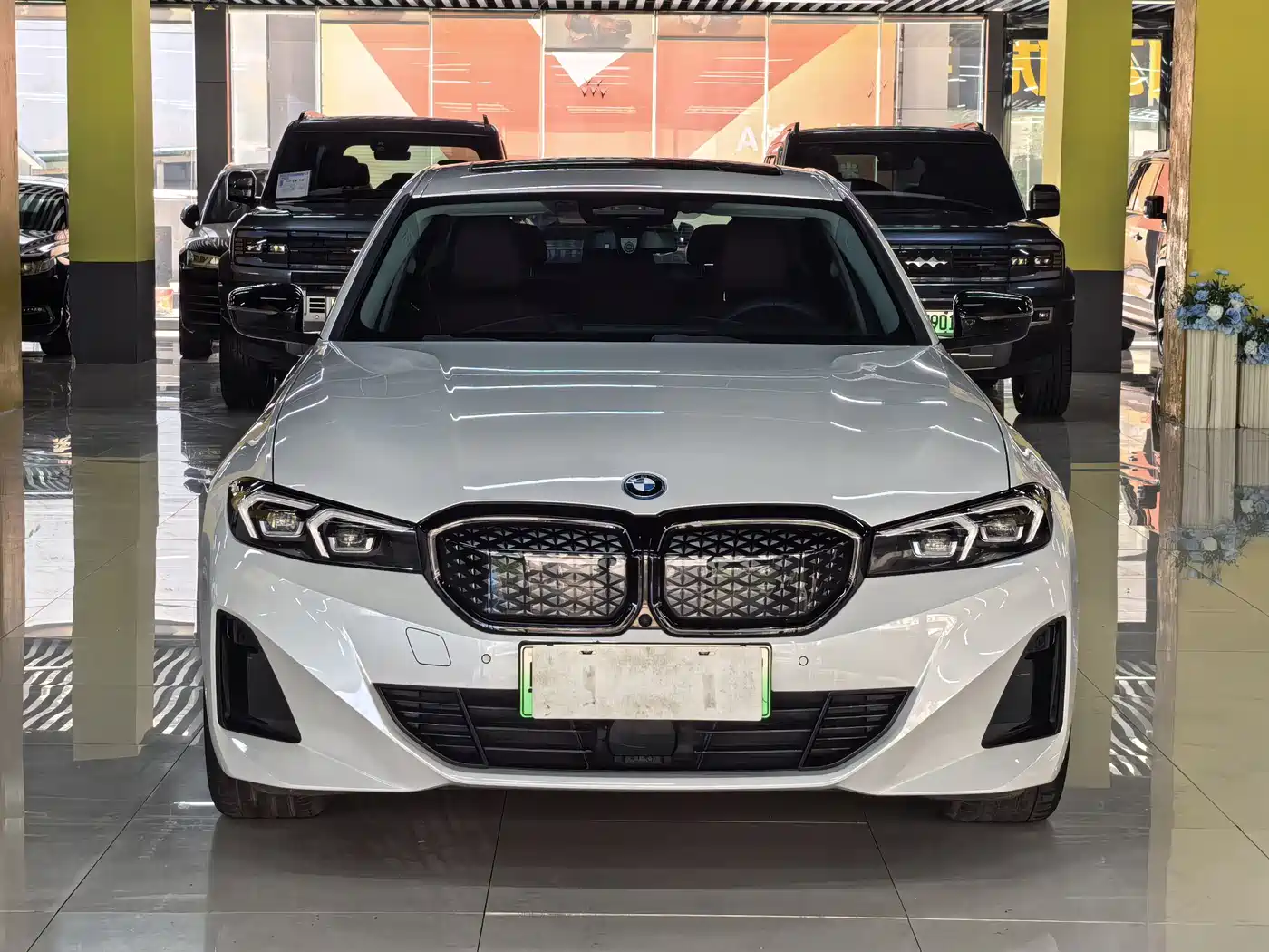 BMW i3 2025 eDrive 40 L Shadow Night Package фото 3