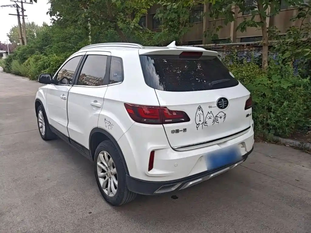Besturn X40 2020 2019 1.6L Automatic Luxury China VI