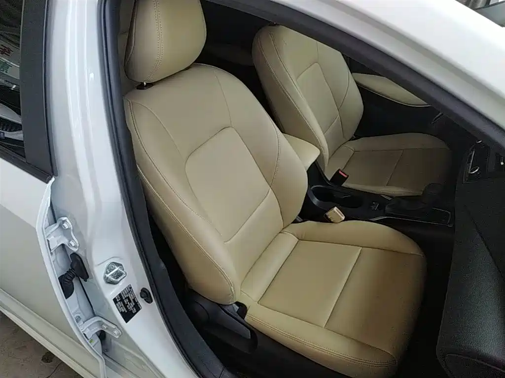 Toyota Corolla 2023 1.8L Smart Hybrid Dual Engine Elite Edition фото 25