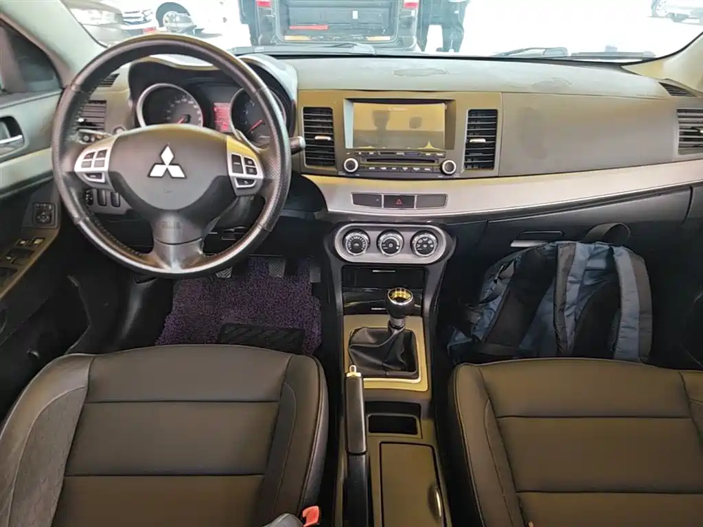 Mitsubishi Lancer EX 2015 1.8L Manual Premium (China IV) фото 10