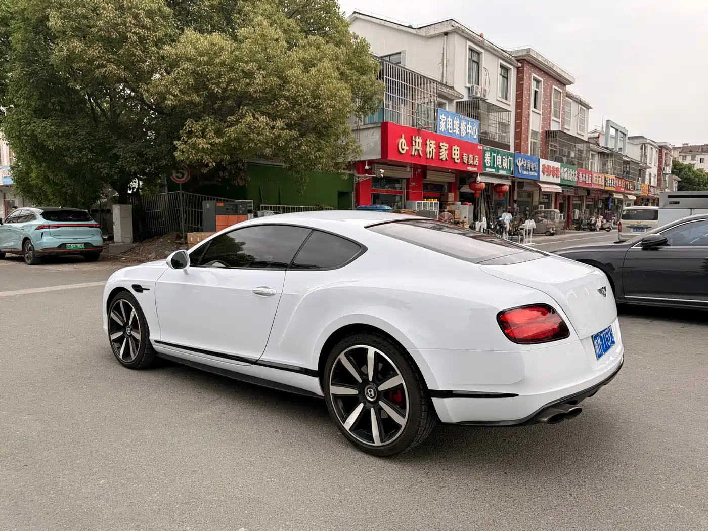 Photo 5 - Bentley Continental