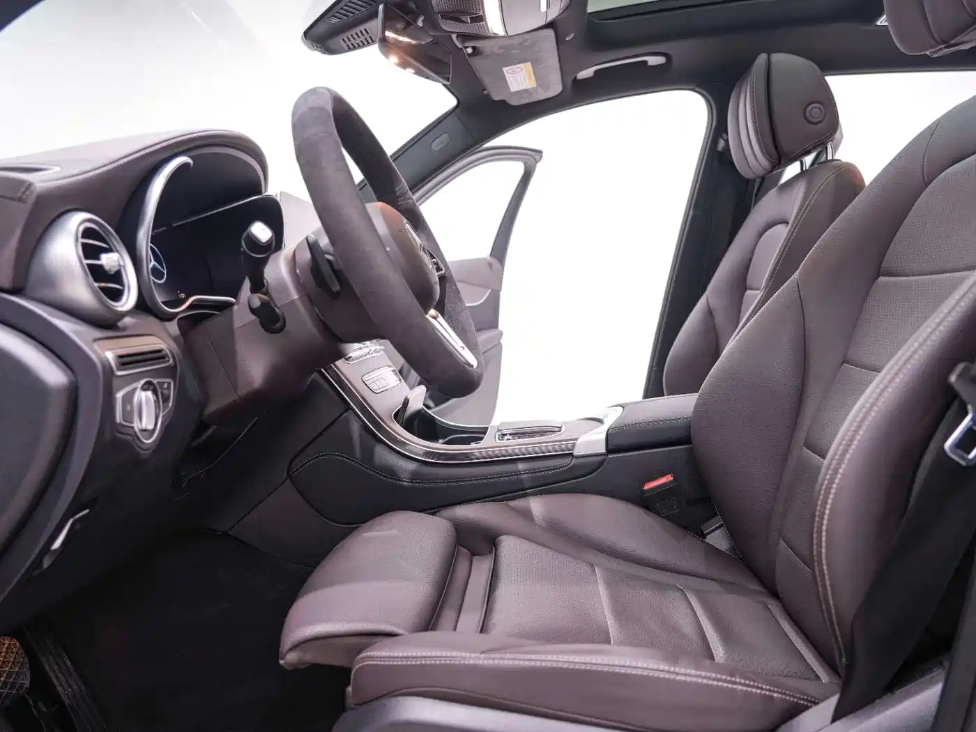 Mercedes-Benz GLC 2022 Facelift II GLC 260 L 4MATIC Sport Model фото 25