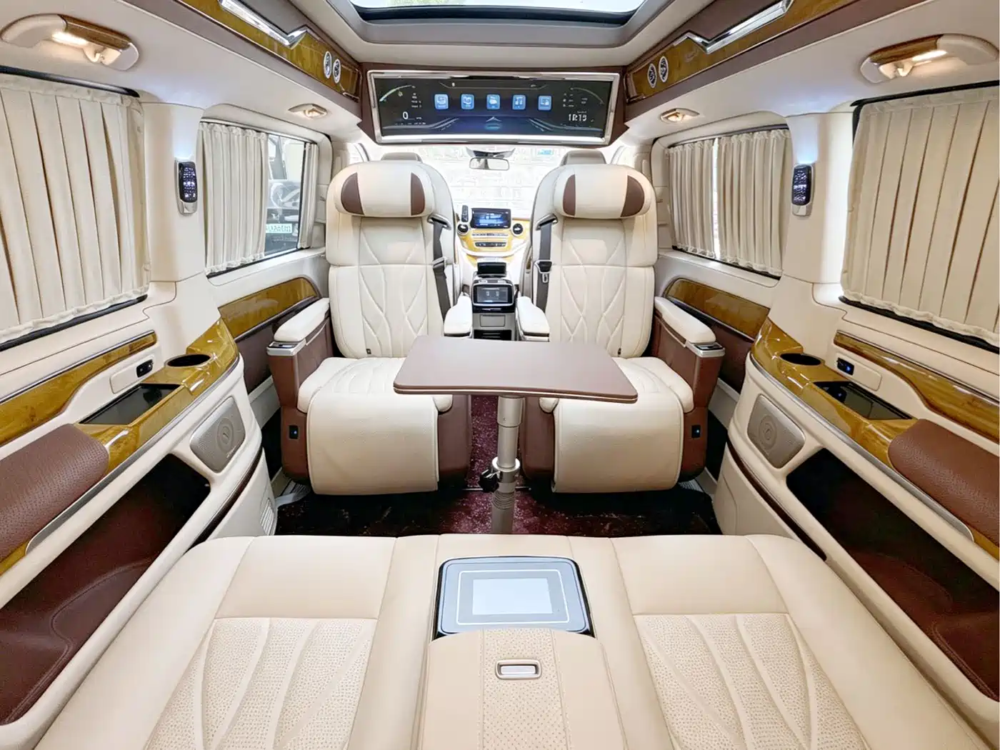 Mercedes-Benz V-Class 2022 V 260 L Long Wheelbase Luxury Edition фото 7