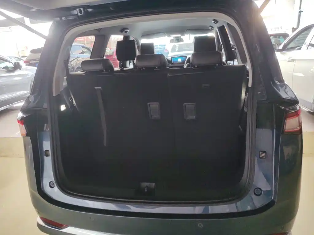 Wuling Motors Wuling Jiachen 2023 2022 1.5T CVT Smart Luxury
