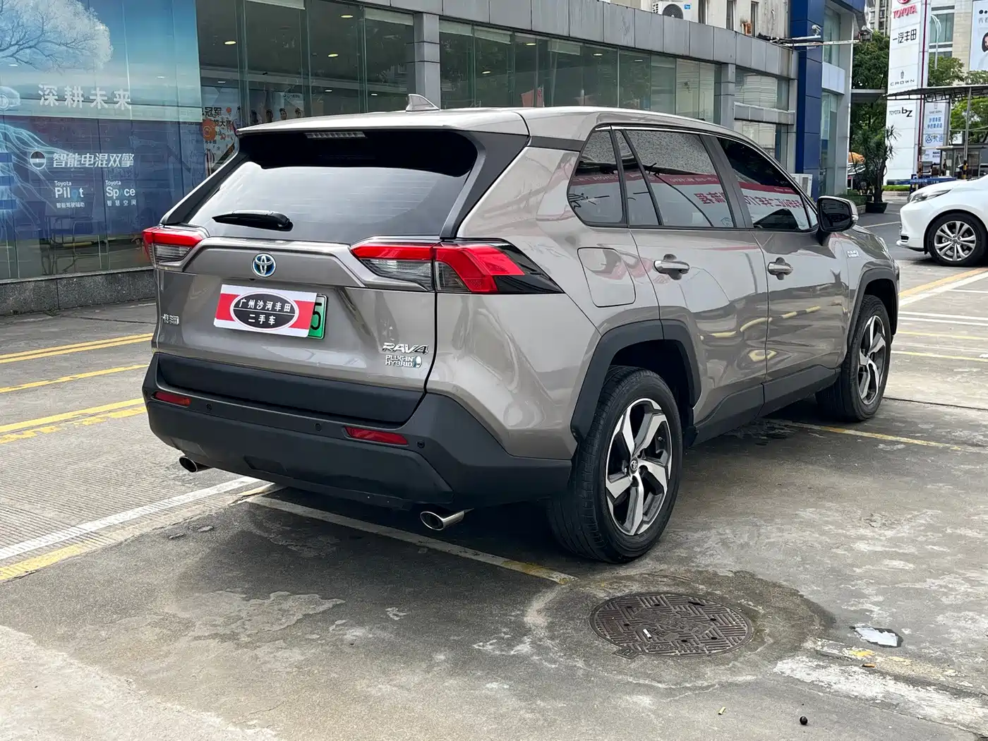 Toyota RAV4, миниатюра 8