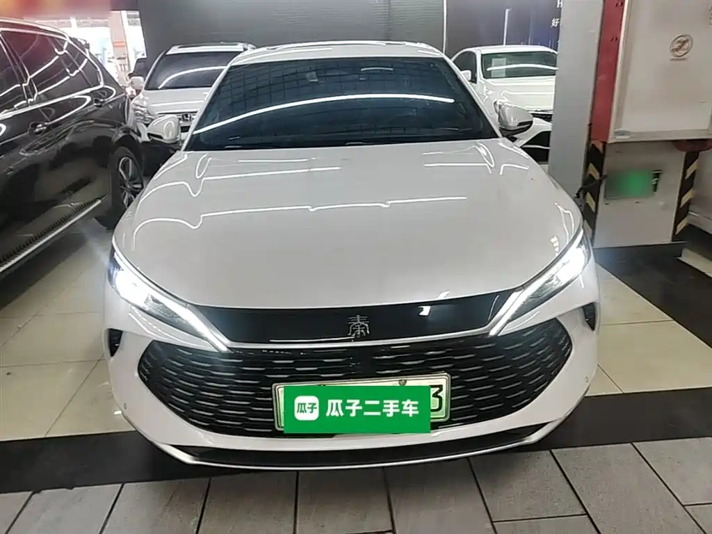BYD Qin L 2024 DM-i 120KM Superior Edition фото 3