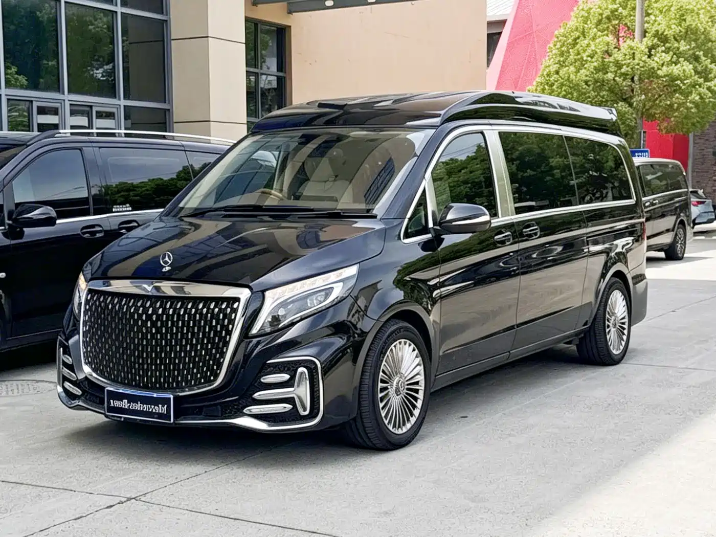 Mercedes-Benz V-Class 2022 V 260 L Long Wheelbase Luxury Edition