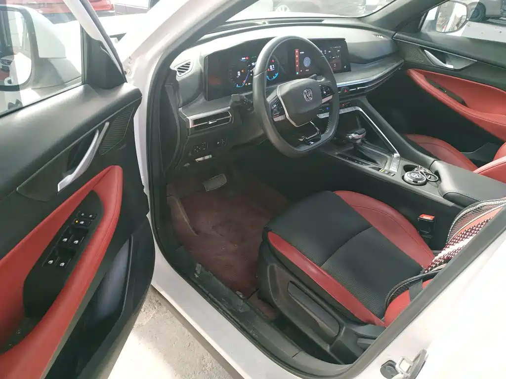 Changan CS35 PLUS 2024 2023 Enjoyment Edition 1.4T DCT Luxury