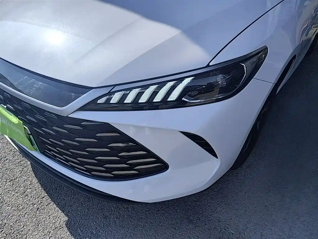BYD Qin PLUS 2026 2026 DM-i Smart Edition 128KM Progressive