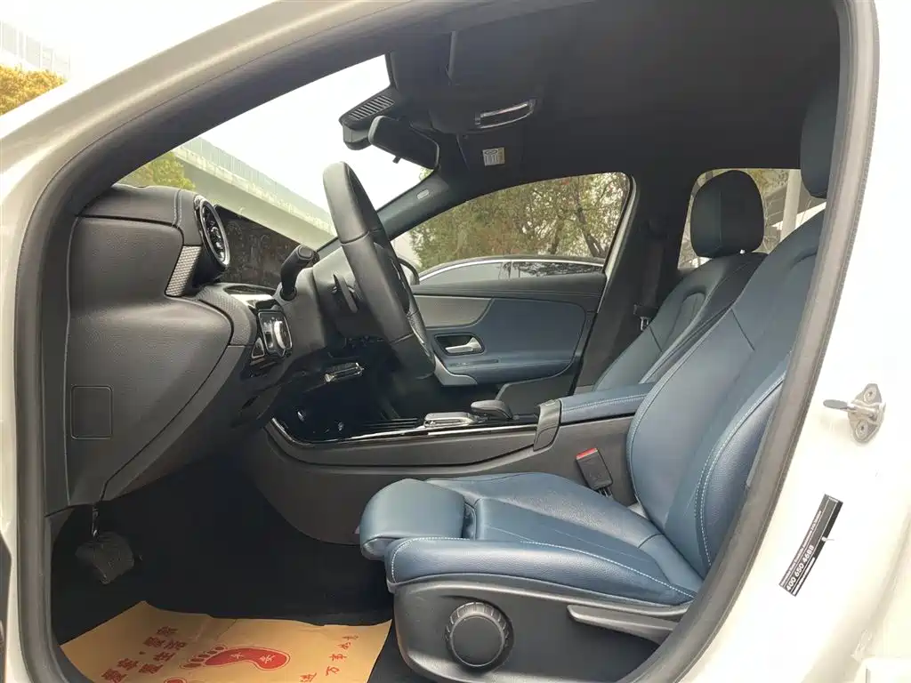Mercedes-Benz A-Class 2022 Facelift A 180 L Sport Sedan фото 11
