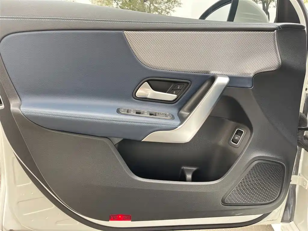 Mercedes-Benz A-Class 2022 Facelift A 180 L Sport Sedan фото 13