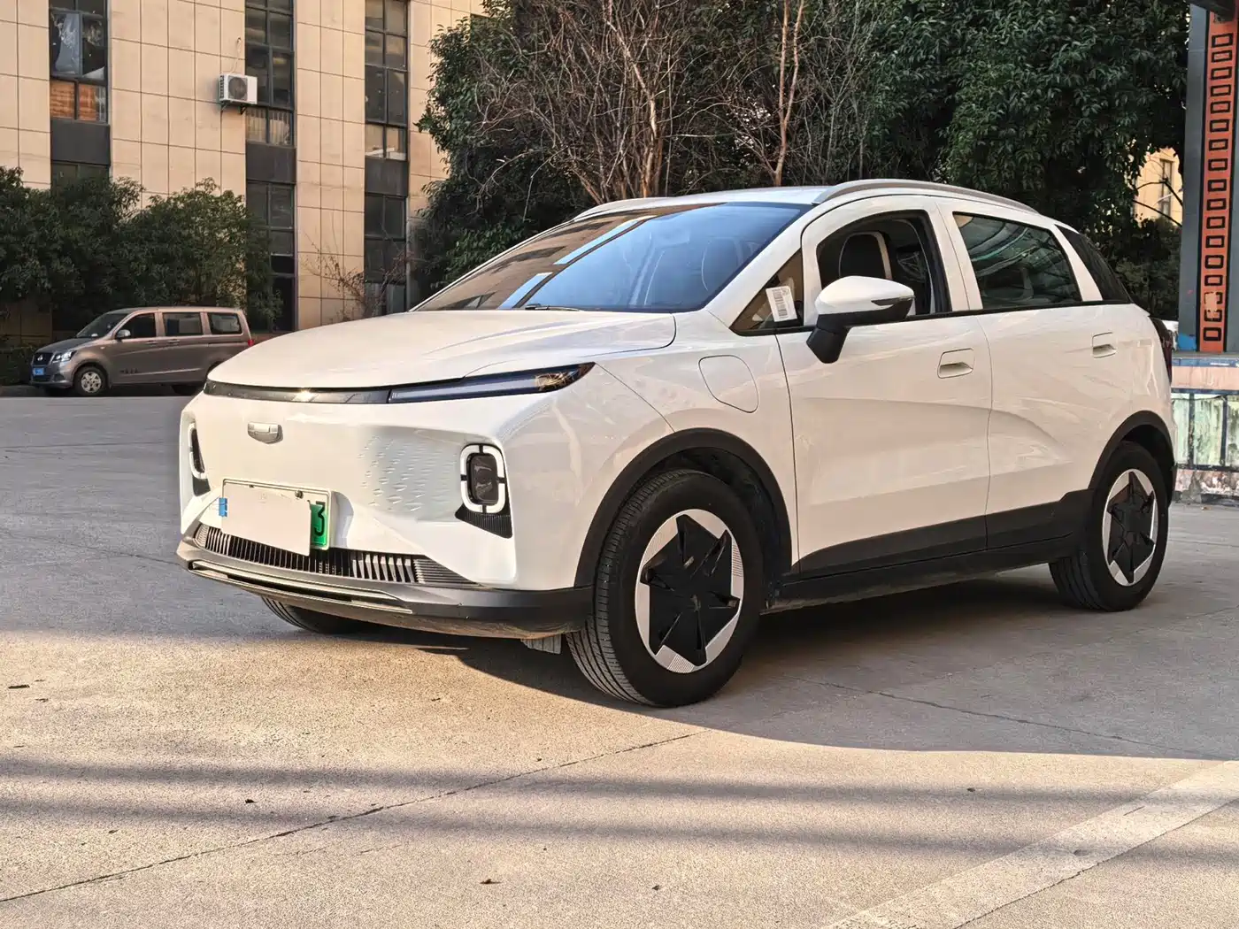 Geely Geometry E Firefly 2024 Model 401km Fluorescent