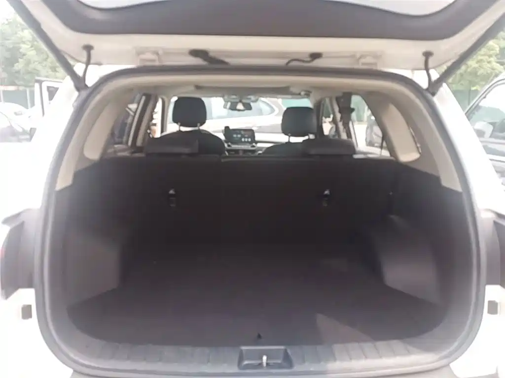 Kia Sportage 2019 2.0L Automatic Smart Luxury Edition фото 19