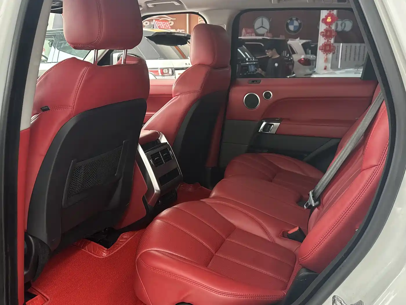 Land Rover Range Rover Sport 2016 3.0 SDV6 HSE фото 13