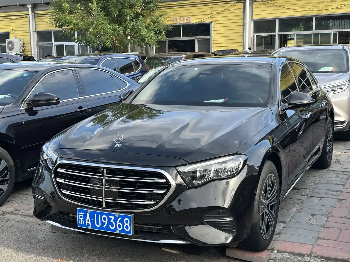Mercedes-Benz E-Class 2025 E 260 L