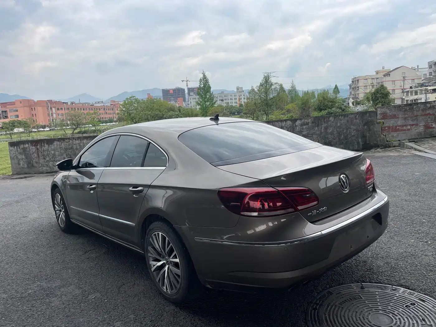 Volkswagen FAW-Volkswagen CC 2016 Model 1.8TSI Luxury фото 7