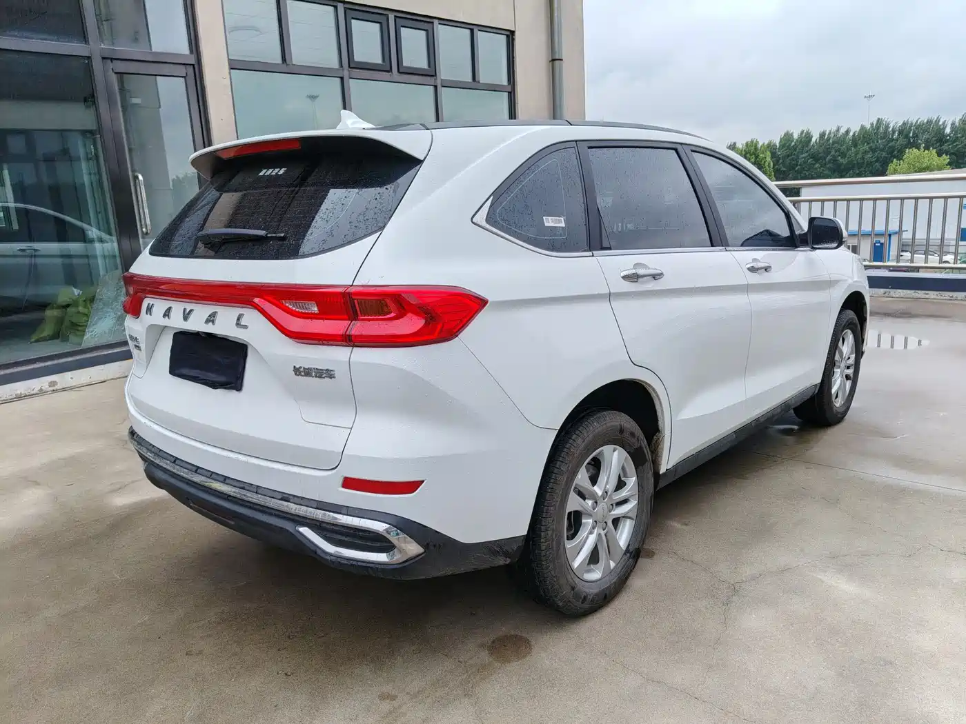 Haval M6 2023 PLUS 1.5T DCT Elite Smart Connect фото 9