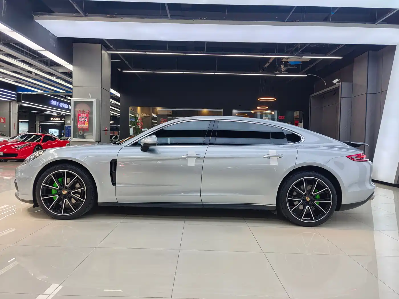 Porsche Panamera 2017 Panamera Executive Long Wheelbase 3.0T фото 7