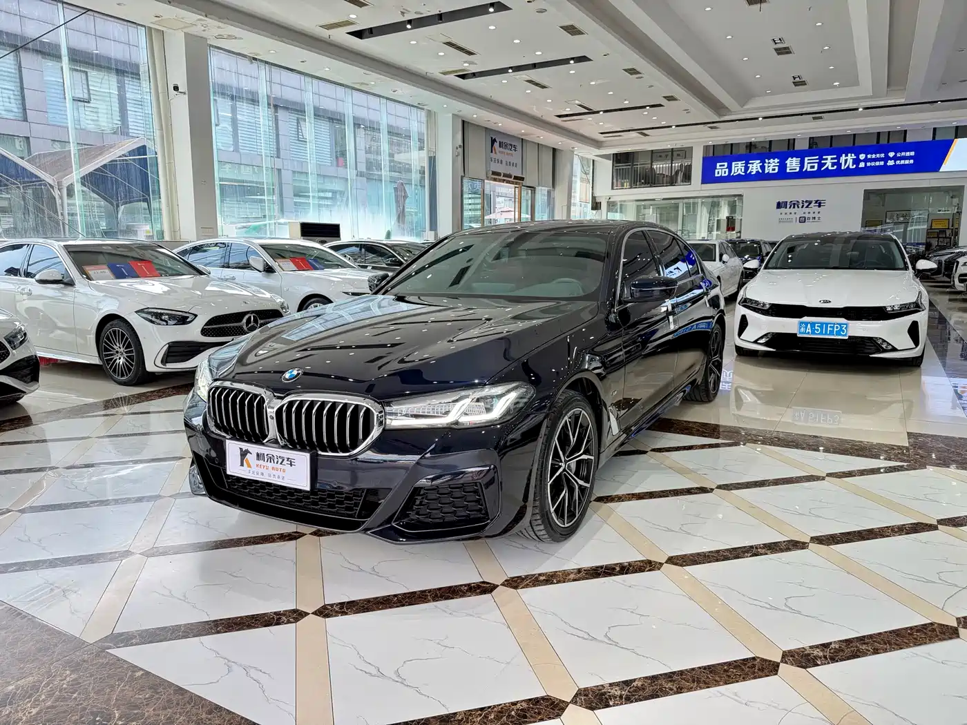 BMW 5 Series 2022 Facelift 530Li Premium M Sport Package фото 2