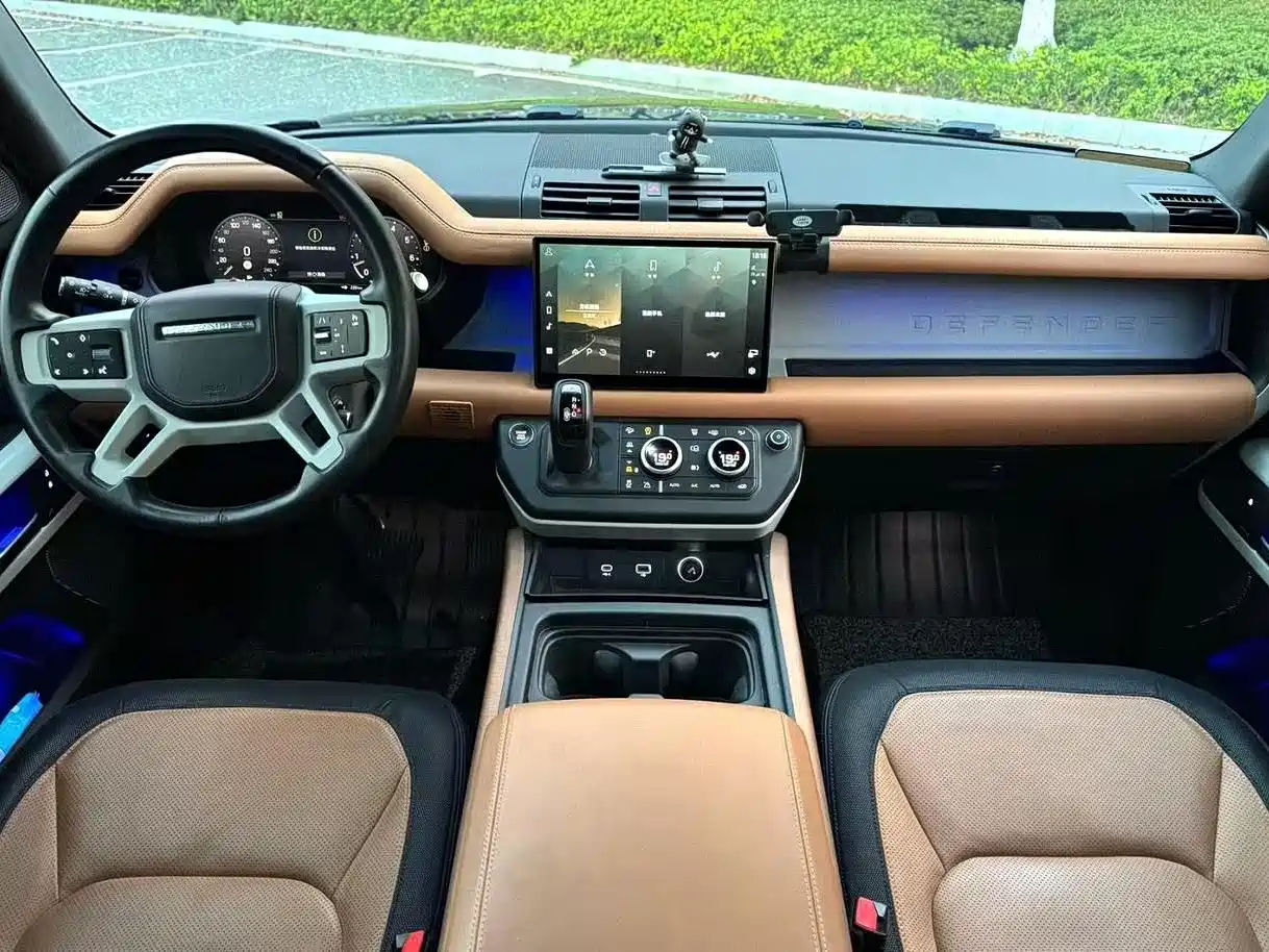 Land Rover Defender 2023 Facelift 110 3.0T P400 X-DYNAMIC HSE фото 8