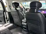 Фото 10 - Ford Edge