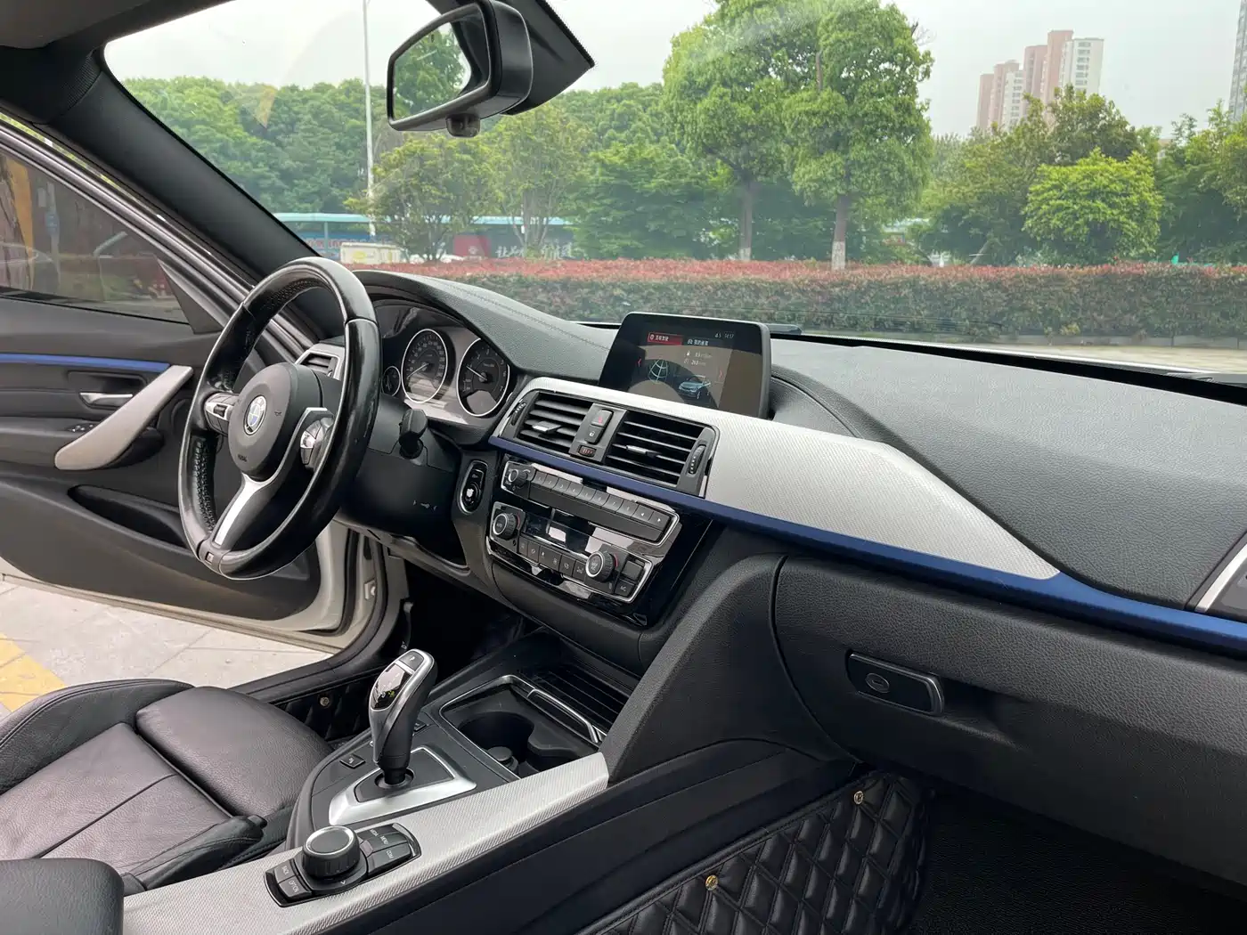 BMW 3 Series 2019 320i M Sport Package фото 5
