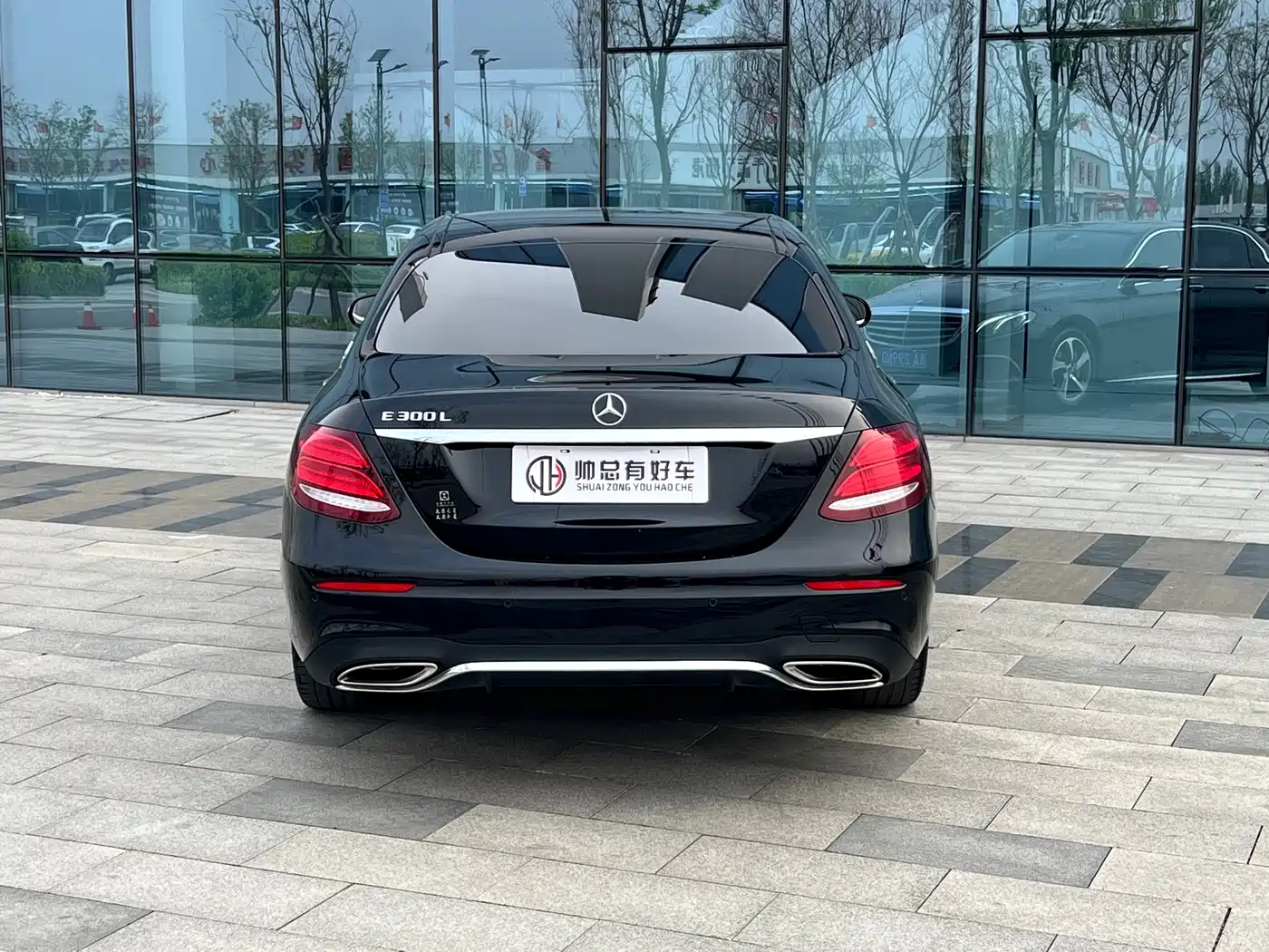 Mercedes-Benz E-Class 2018 E 300 L Luxury фото 5