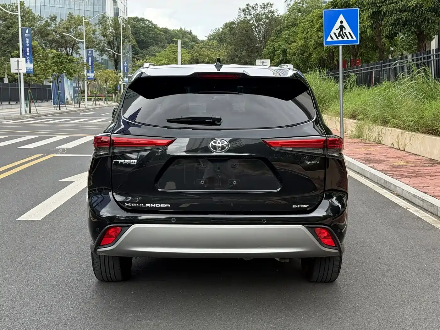 Toyota Highlander 2025 2024 2.5L Smart Hybrid 4WD Premium 7-seater