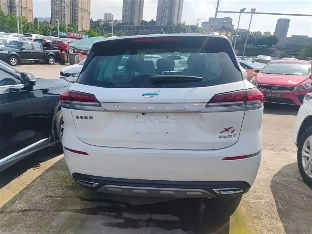 Changan Oshan X7 2019 2020 1.5T Automatic Flagship