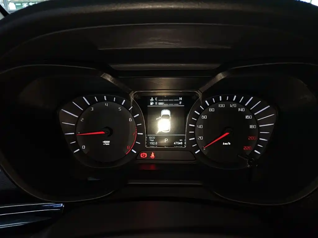GAC Trumpchi Trumpchi GS4 2017 235T Automatic 2WD Elite фото 12