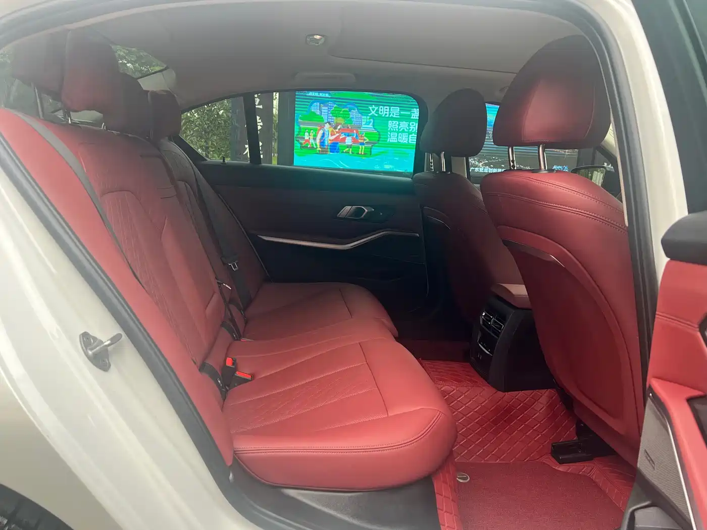 BMW 3 Series 2023 325Li M Sport Black Night Package фото 13