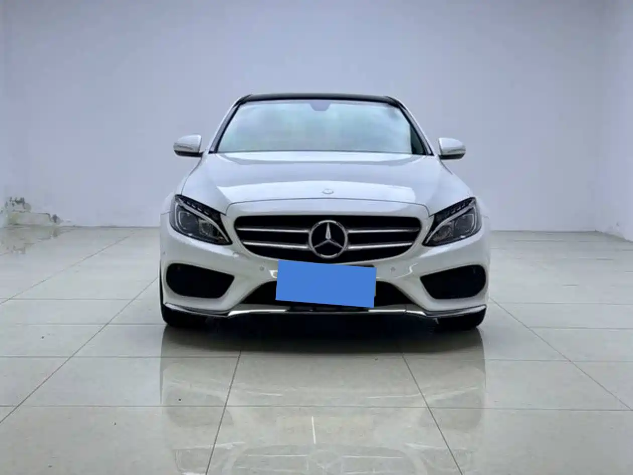 Mercedes-Benz C-Class 2015 Facelift C 200 L Sport фото 2