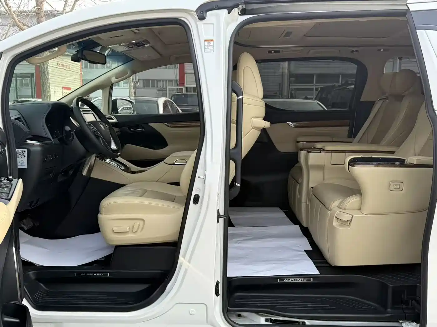 Toyota Alphard 2018 3.5L Premium фото 11