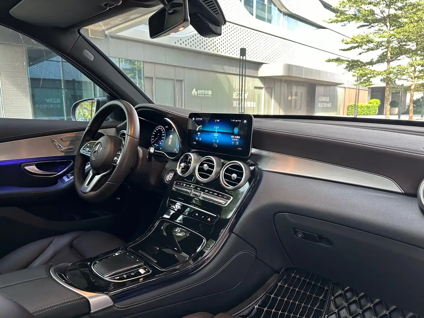 Mercedes-Benz GLC 2020 GLC 260 L 4MATIC Dynamic фото 13