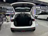 Фото 17 - Geely Coolray