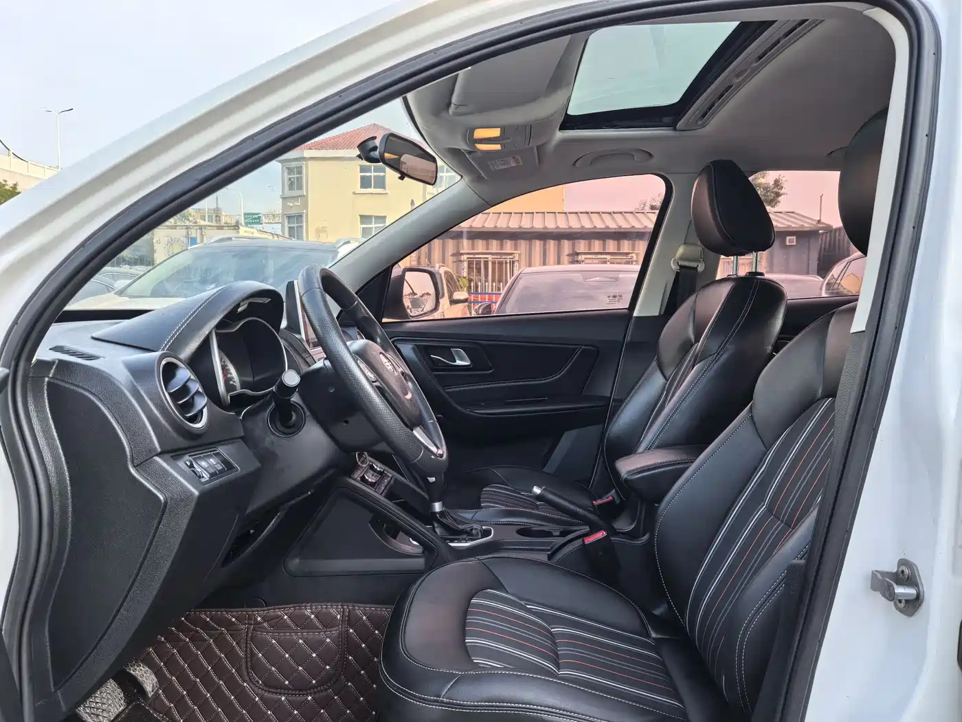 Besturn X40 2017 2017 1.6L Automatic Luxury