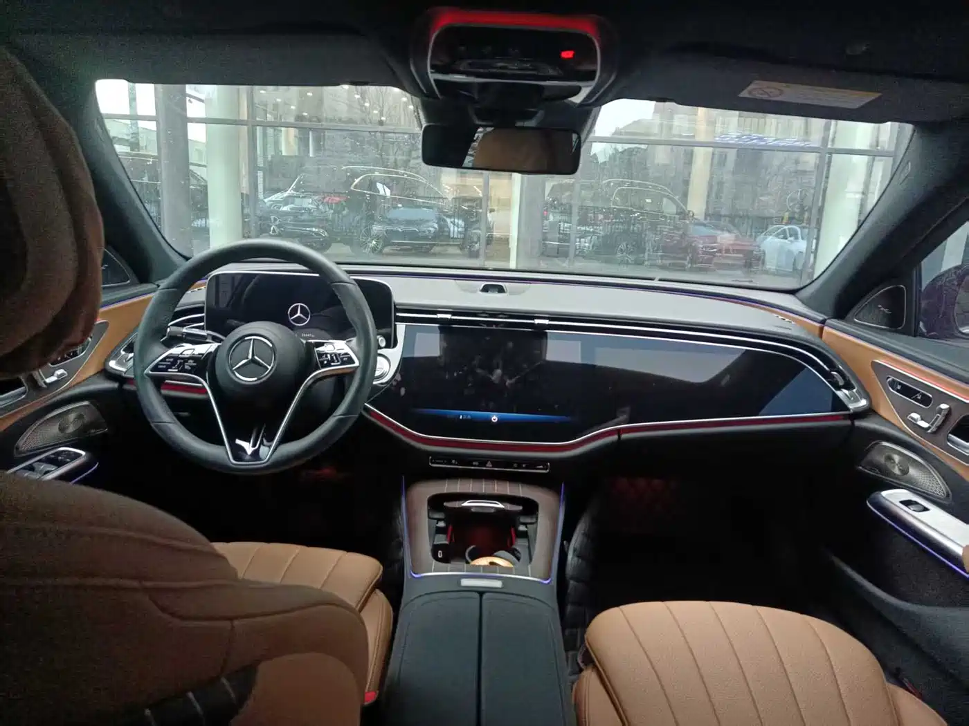 Mercedes-Benz E-Class 2024 Model E 300 L Luxury фото 3