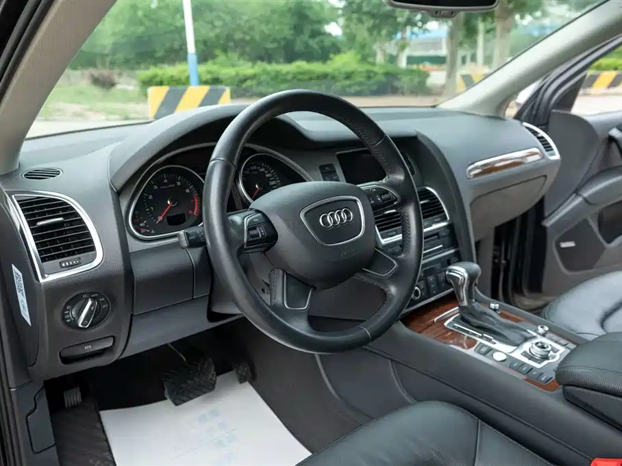 Audi Q7 2014 35 TFSI Sport фото 21