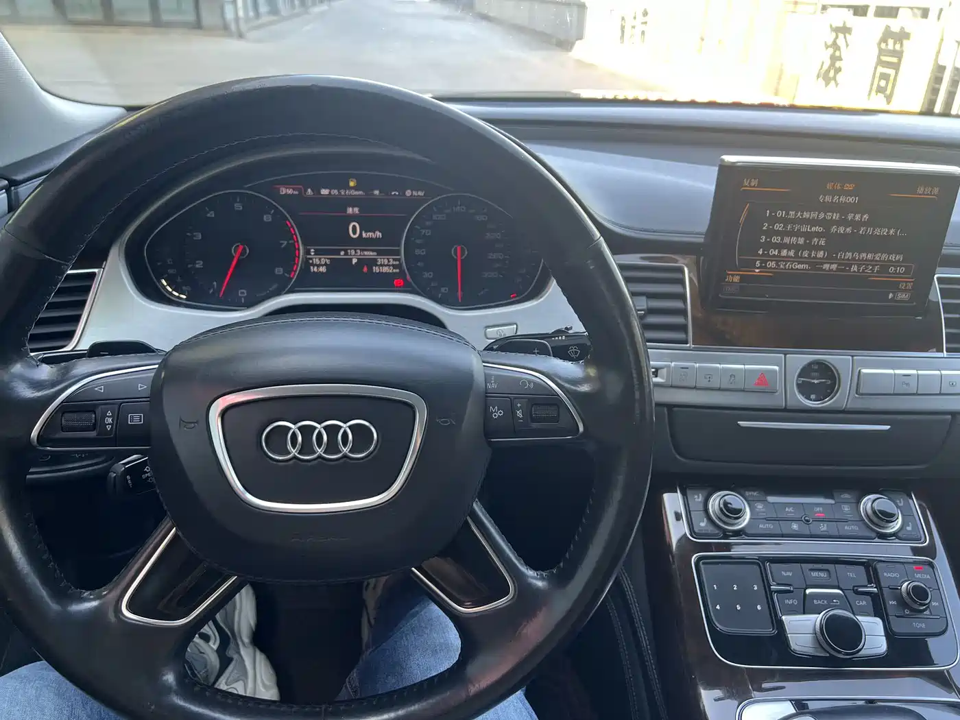 Audi A8 2016 A8L 45 TFSI quattro Luxury фото 10
