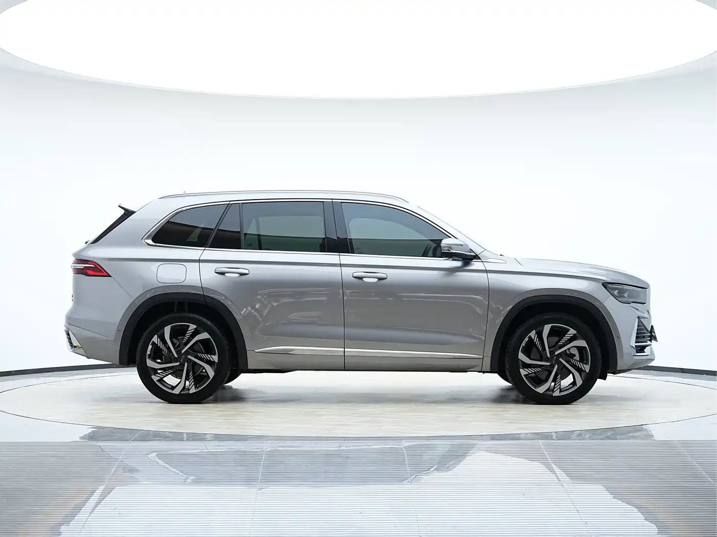 GEELY AUTOMOBILE XINGYUE L