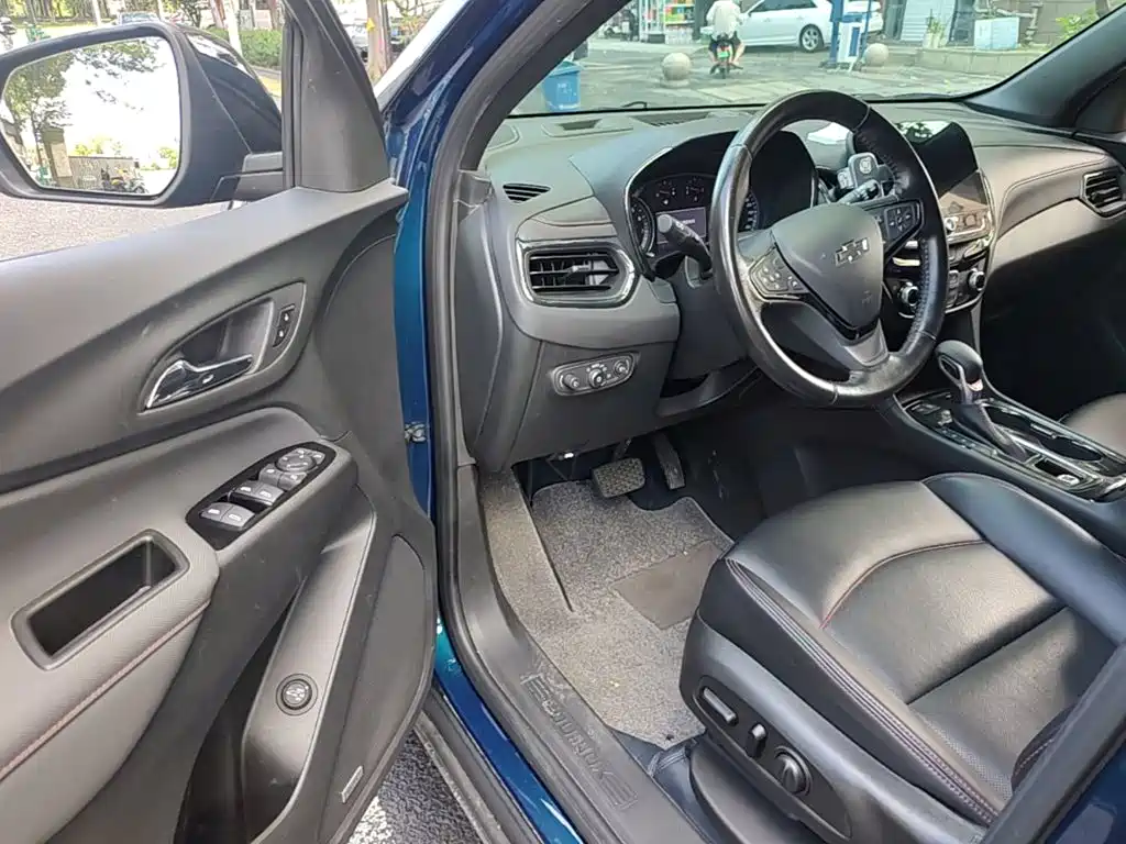 Chevrolet Equinox 2022 2022 Mild Hybrid 550T RS 4WD Intelligent Defense Edition