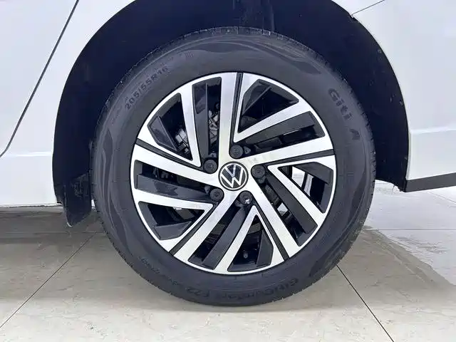 Volkswagen Lavida 2024 Model 300TSI DSG Starlight Full Comfort Edition фото 17