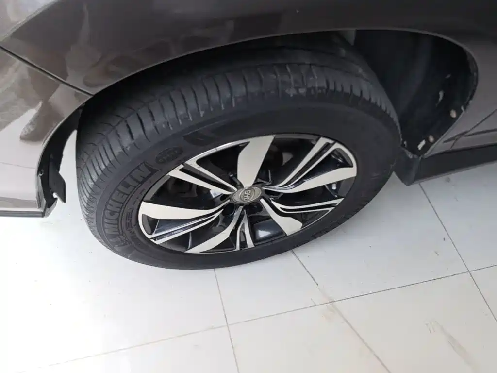 BYD S7 2017 2017 2.0T Auto Luxury