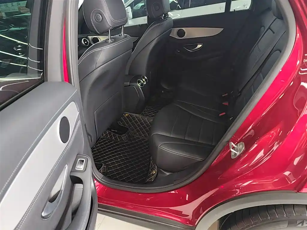Mercedes-Benz GLC 2019 GLC 200 4MATIC фото 17