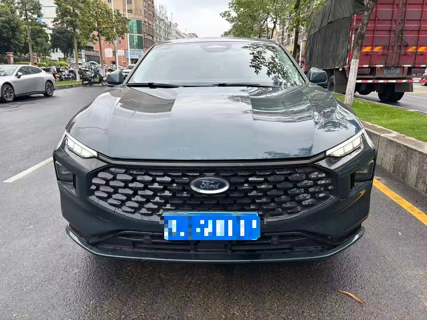 FORD MONDEO