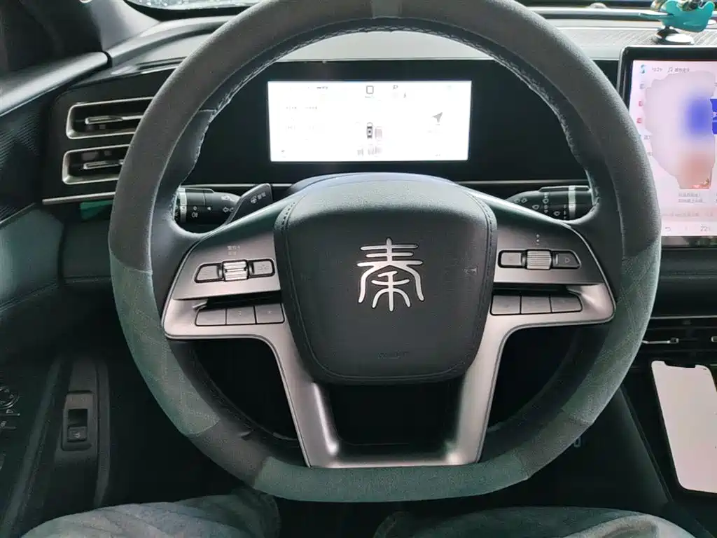 BYD Qin L 2025 DM-i Smart Drive 80KM Premium фото 11