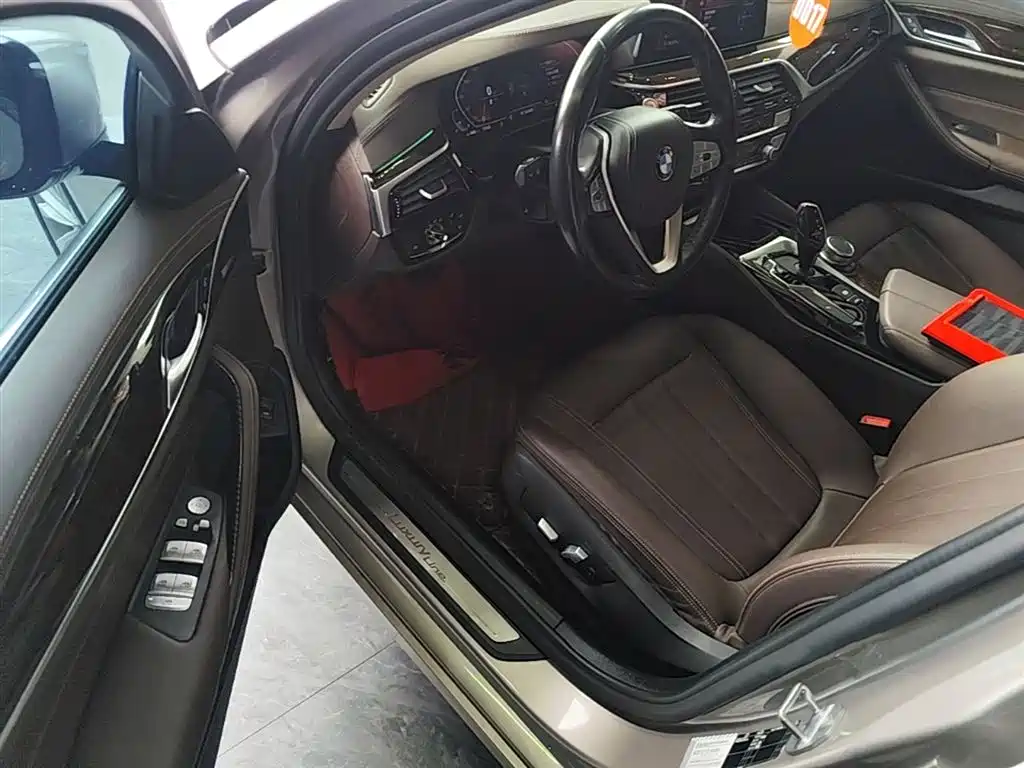 BMW 5 Series 2020 525Li Luxury Package фото 16