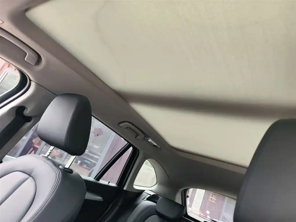 BMW X1 2018 sDrive20Li Leading Model фото 18