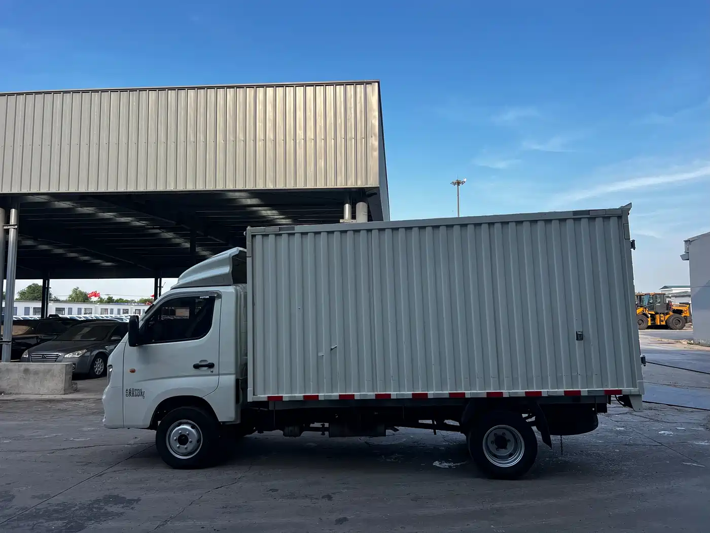 Foton Xiangling M 2025 2018 Model 1.5L M2 Non-load-bearing Single Row Rear Dual Tires (Van) DAM15L