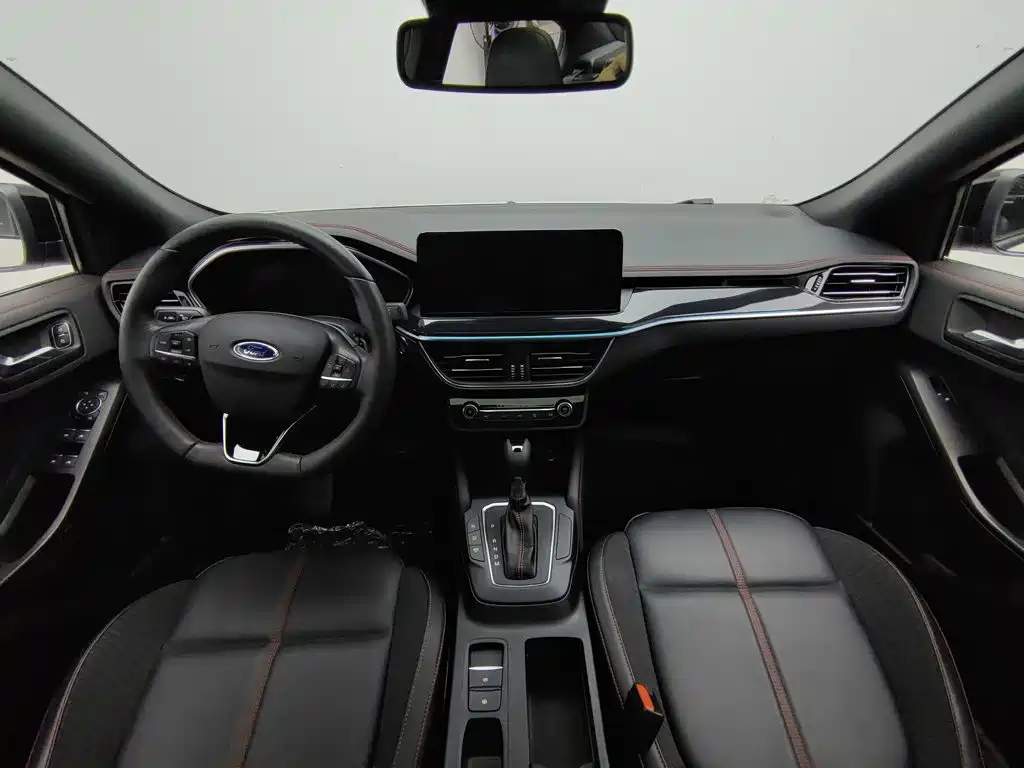 Ford Focus 2022 2022 Sedan EcoBoost 180 Automatic ST Line